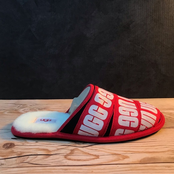 Ugg Scuff Graphic Brand Slipper - Picture 9 of 16